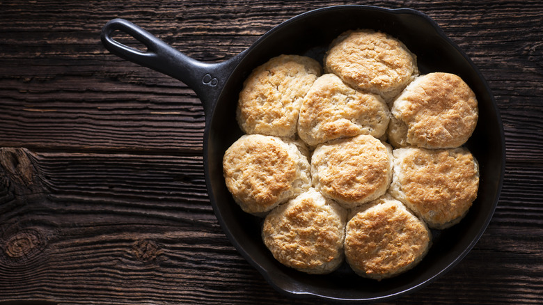 A cast iron skillet of buttermilk biscuits