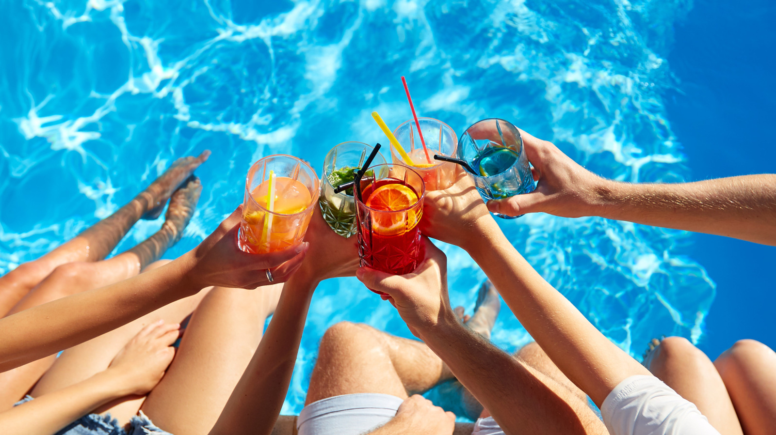 12 Underrated Summer Cocktails To Order In 2026