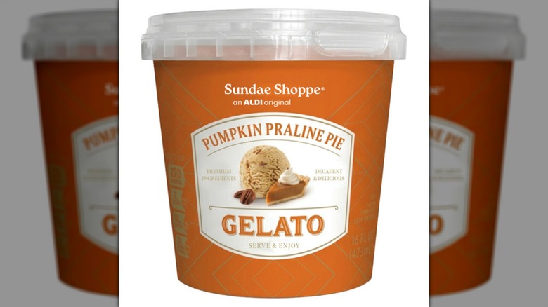 A container of Sundae Shoppe Pumpkin Praline Pie Gelato on a white background