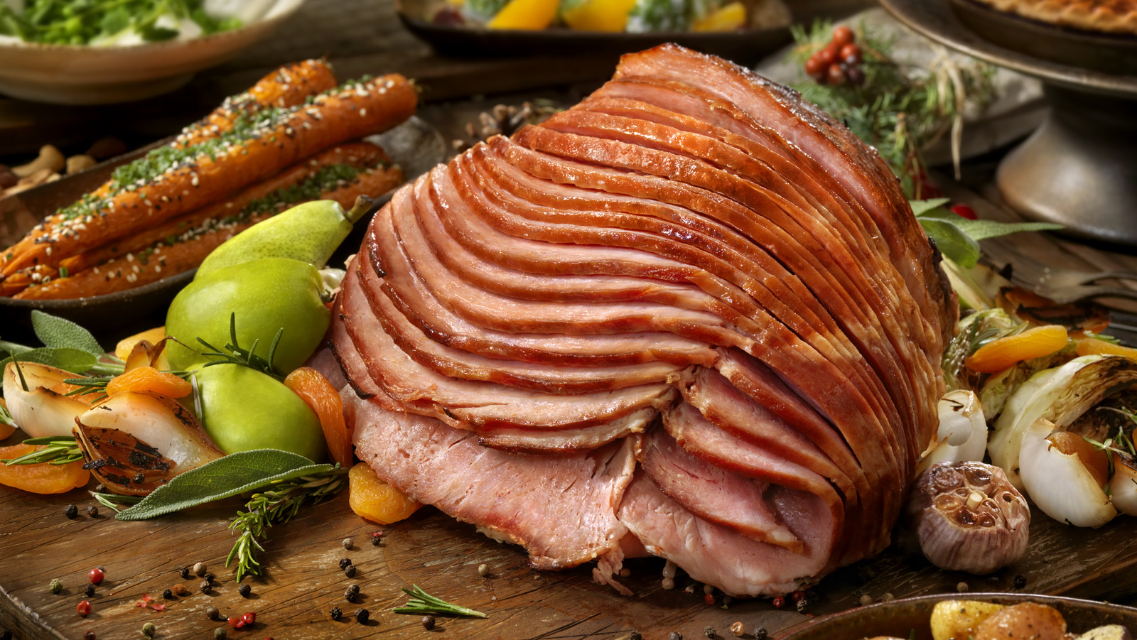 13 Big Mistakes To Avoid When Cooking Ham