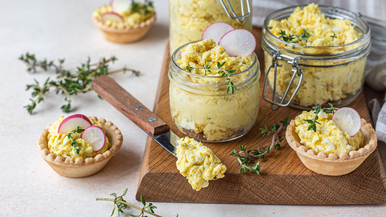 Egg salad in glass jars