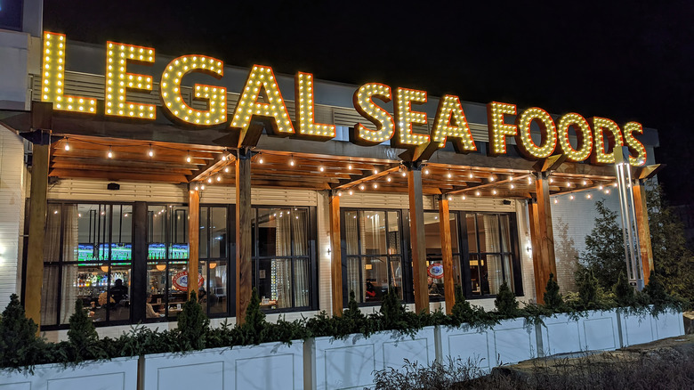 Legal Sea Foods restaurant exterior