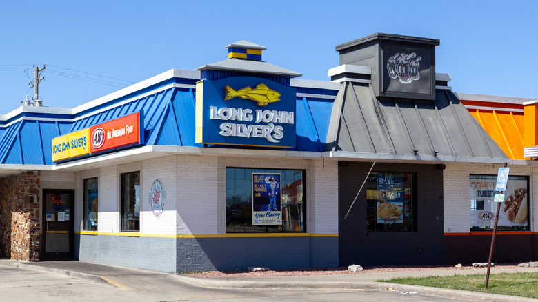 Long John Silver's restaurant