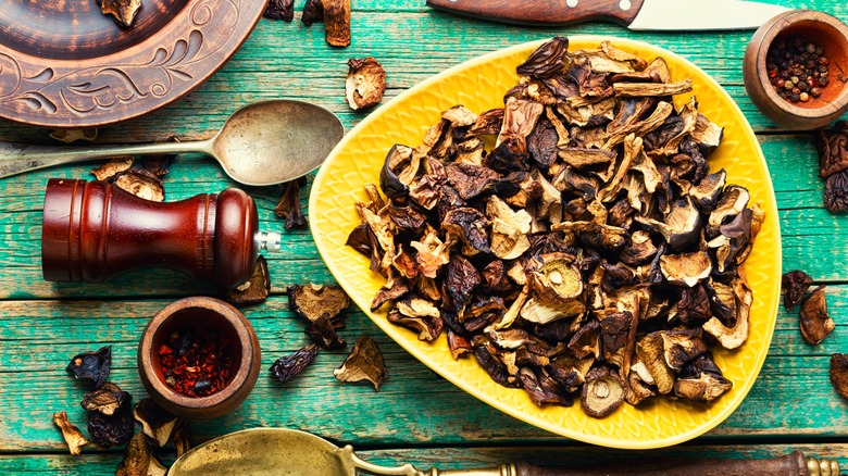 Dehydrated wild mushrooms