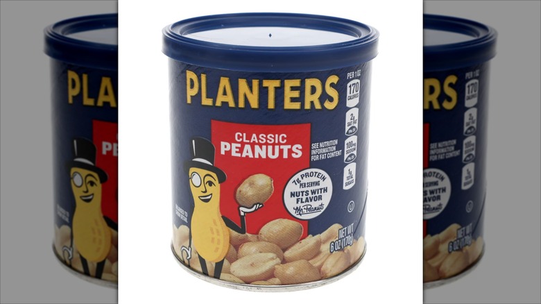 Tub of Planters Classic Peanuts