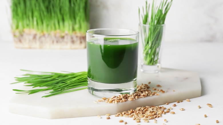 wheatgrass juice and seeds
