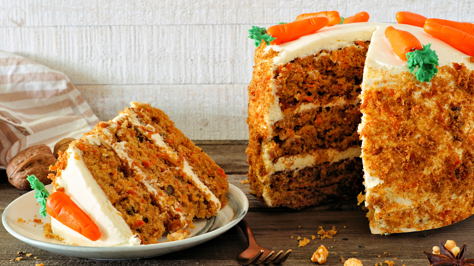 13 Ingredients That Will Elevate Your Carrot Cake - Daily Meal