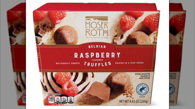 Product image of Moser Roth Belgian dusted truffles in raspberry flavor