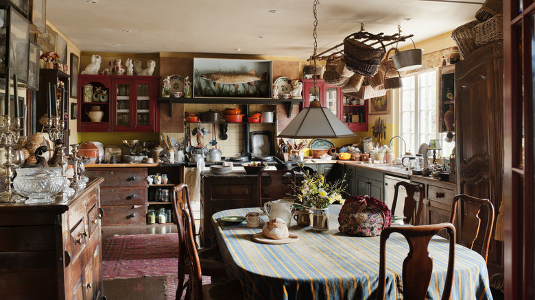 An outdated and cluttered kitchen