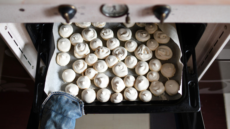 Taking meringue out of oven