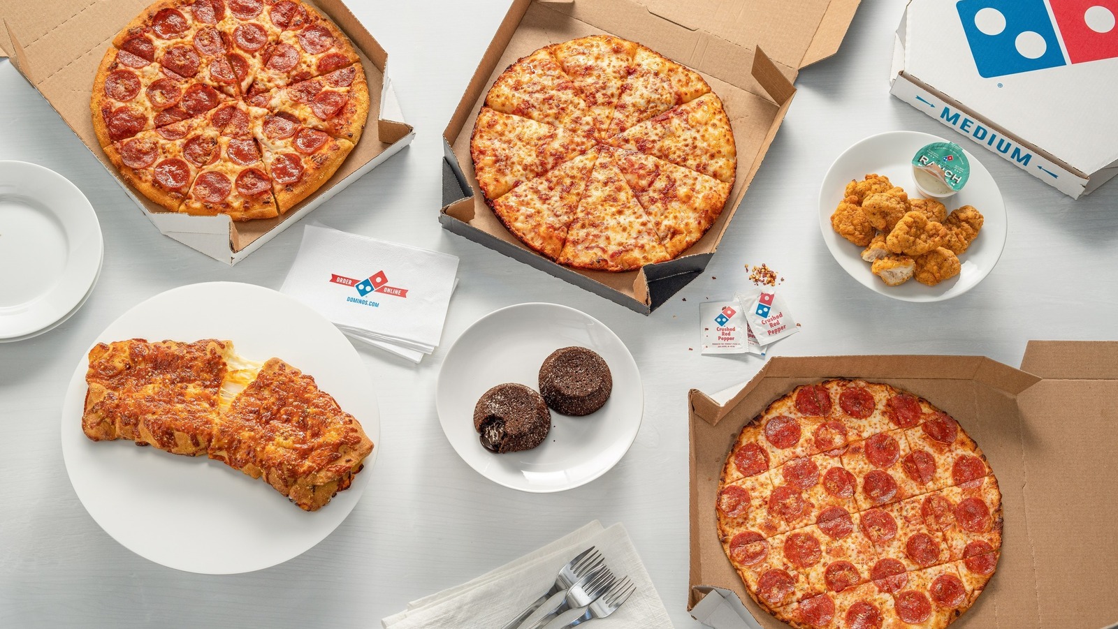 Domino's Four Restaurant $25 E-Gift Cards