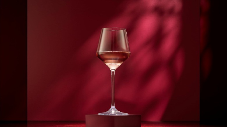 Product image of JoyJolt Layla Italian Stemmed Wine Glasses