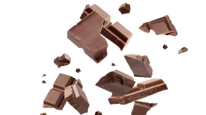 Milk chocolate pieces