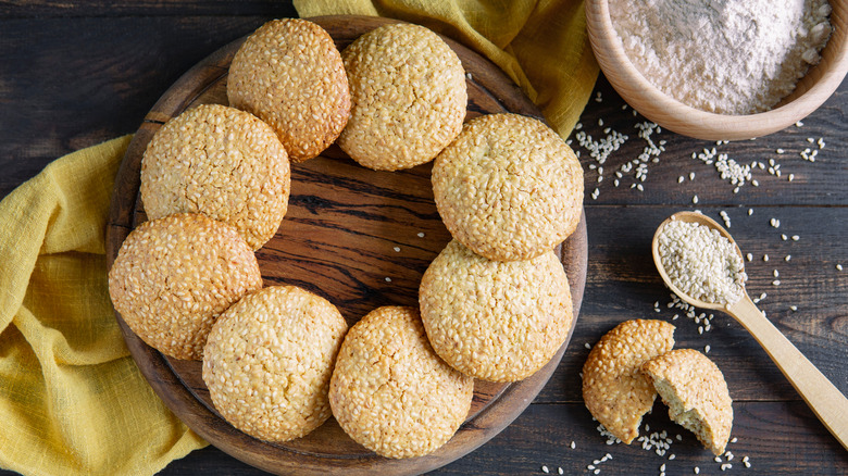 Sesame seed cookies with ingredients