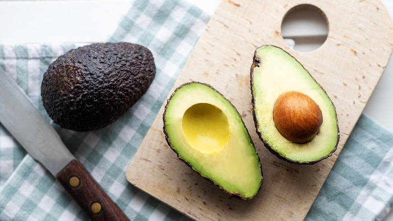 Freshly-sliced avocados 