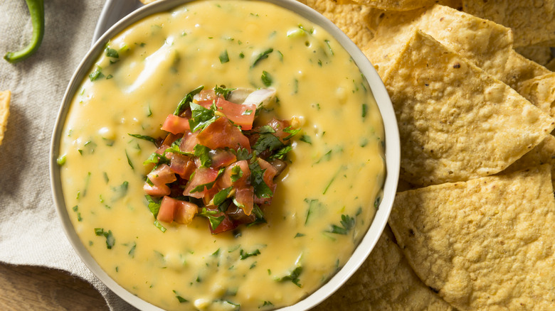 Queso dip with chips