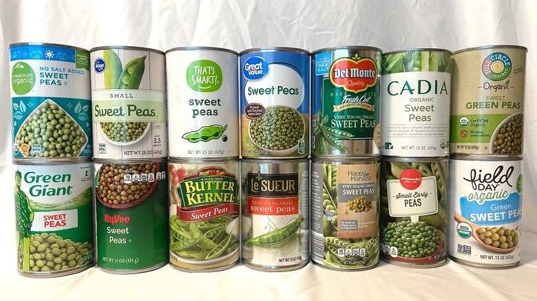 Assorted canned peas