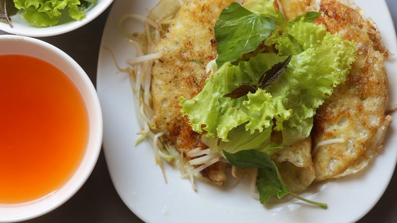 Fish sauce and vegetable pancakes