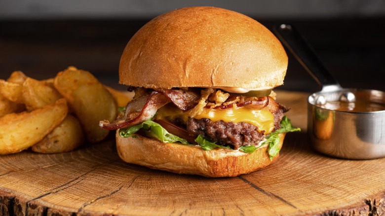 14 Hacks That Will Transform The Way You Cook Burgers