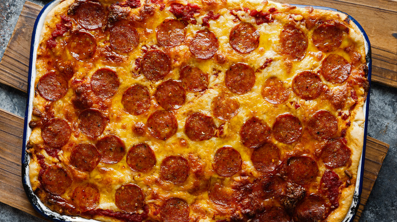 Detroit style pizza well done