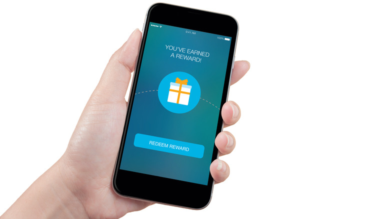 Phone with reward announcement