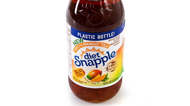diet mango tea Snapple bottle