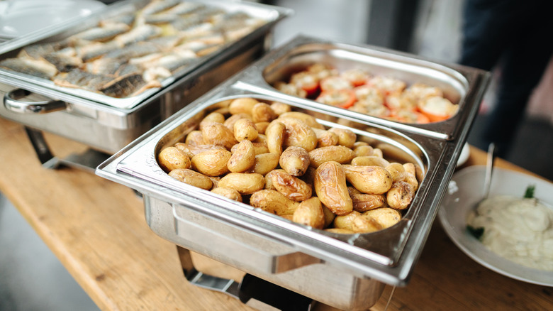 potatoes in buffet tray