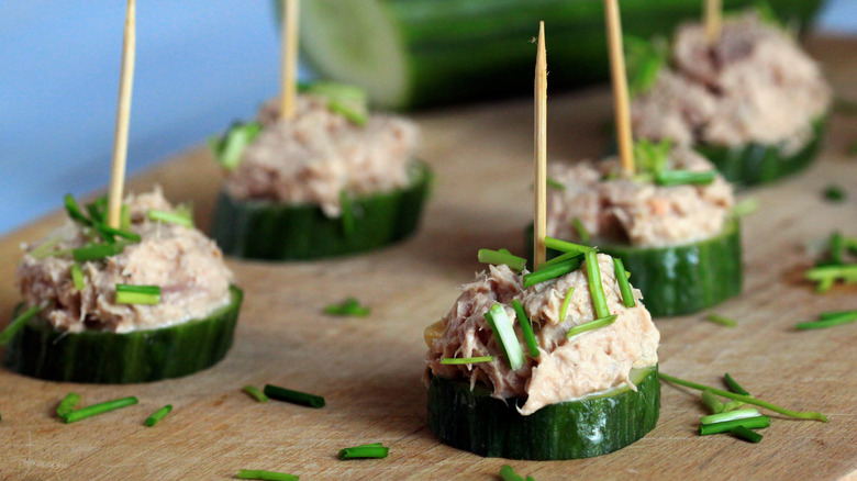 tuna salad on cucumber slices