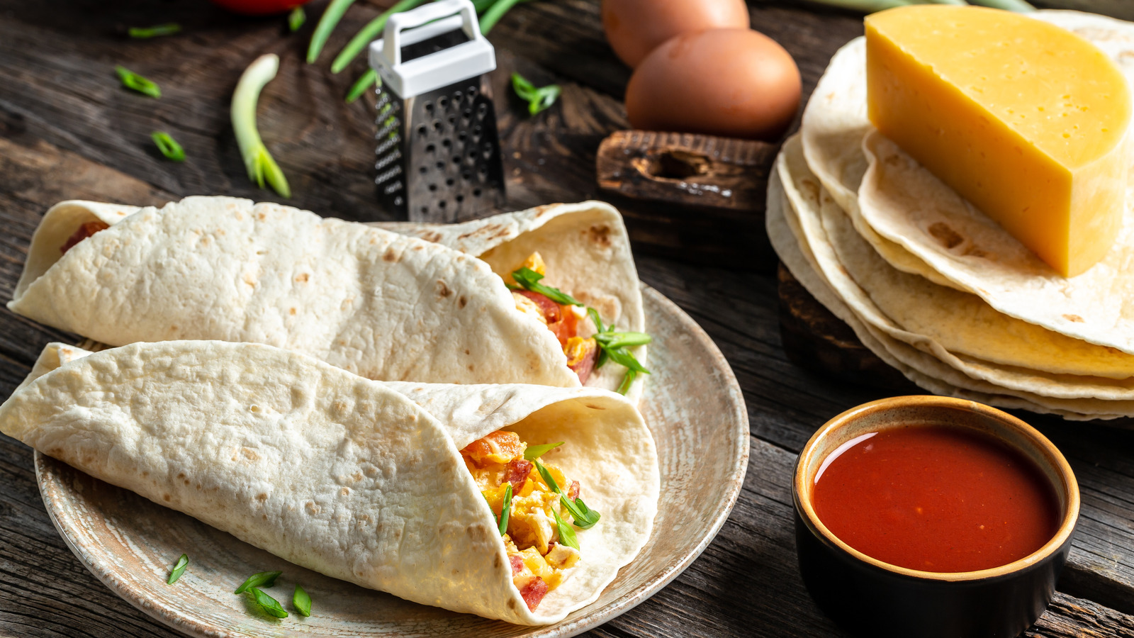 15 Ingredients You Never Thought To Put In Breakfast Burritos