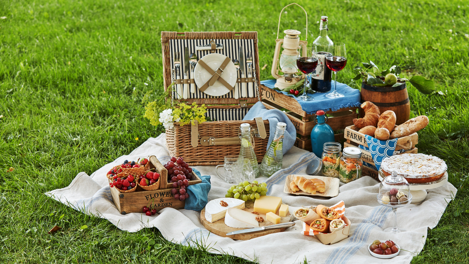 Great Food Ideas For A Picnic At Milla Slessor Blog Great Food Ideas For A Picnic At Milla Slessor Blog