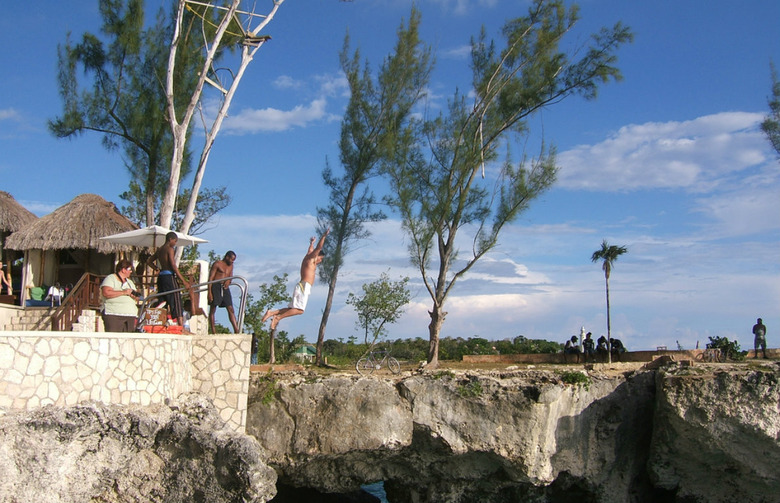 11. Rick's Cafe (Negril, Jamaica)