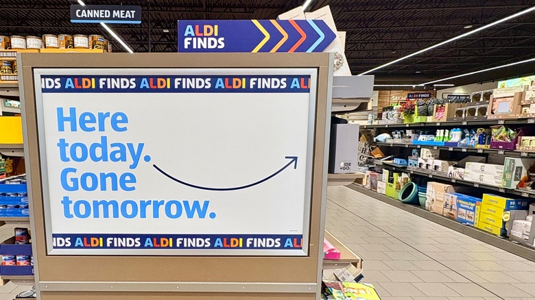 Aldi Finds sign on the end of an aisle with the text 