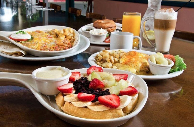 16 Best Restaurant Chain Breakfasts in America