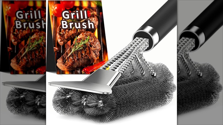 Product image of the TNTOR grill brush with scraper