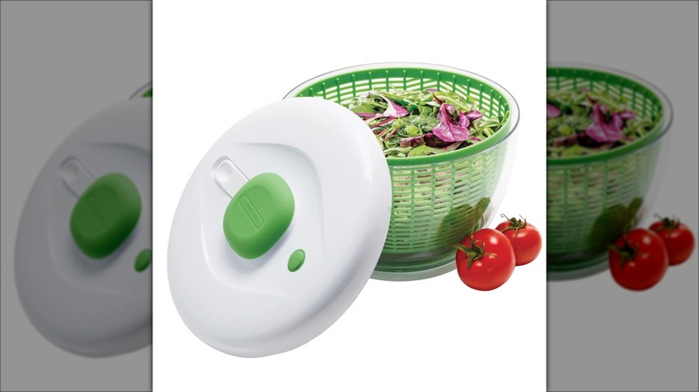 Product image of the Farberware pump-activated salad spinner