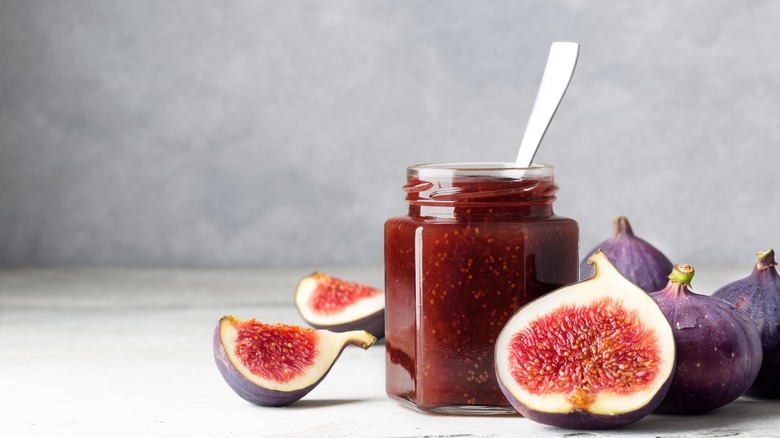 Fresh figs and fig jam