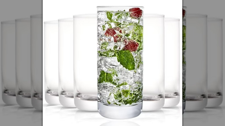 JoyJolt Everyday Drinking Glasses on a white background