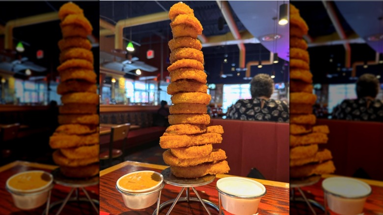 Red Robin Towering Onion Rings with two dipping sauces