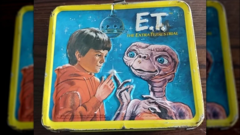 vintage ET lunchbox from 1982