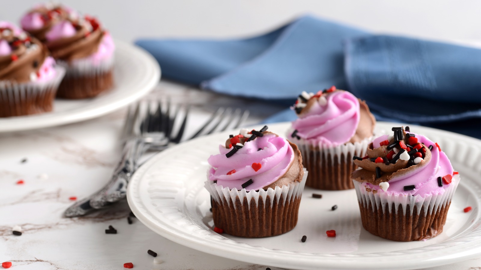 17 Mistakes To Avoid When Baking Cupcakes