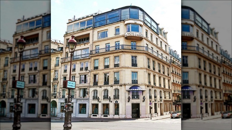 The outside of Tour d'Argent