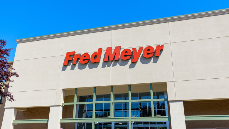 Fred Meyer storefront