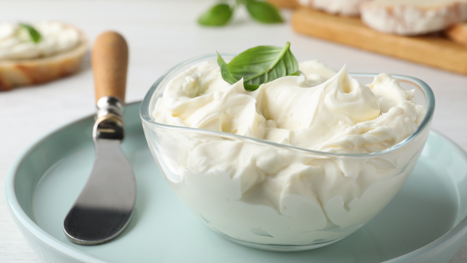 18 Ingredients That Will Upgrade Plain Cream Cheese - Vimarsana News