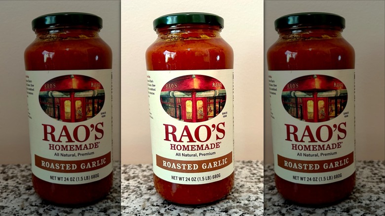 Rao's Roasted Garlic sauce jar