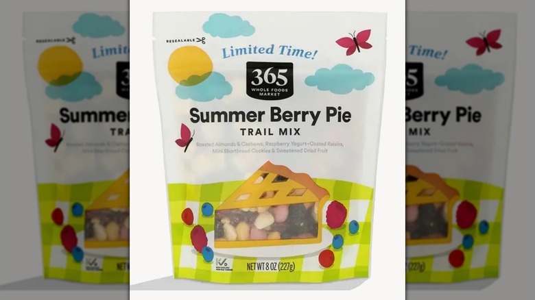 365 by Whole Foods Market Summer Berry Pie Trail Mix on a white background