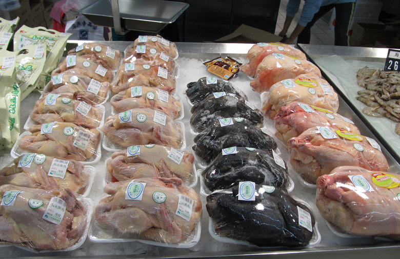 Supermarket Chickens are Pumped with Potentially Dangerous Drugs