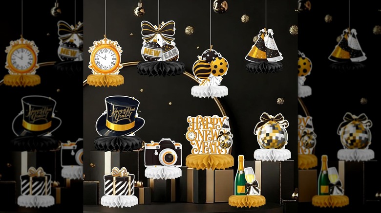 Gatherfun Happy New Year Party Decorations Bundle