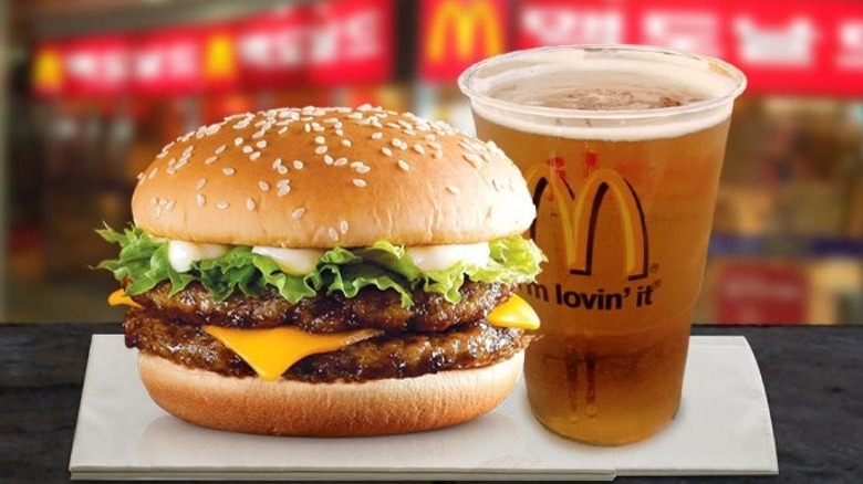 Double bulgogi burger with beer