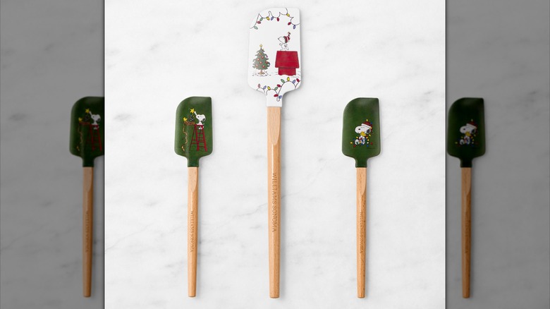 PEANUTS x Williams Sonoma Holiday Spatulas