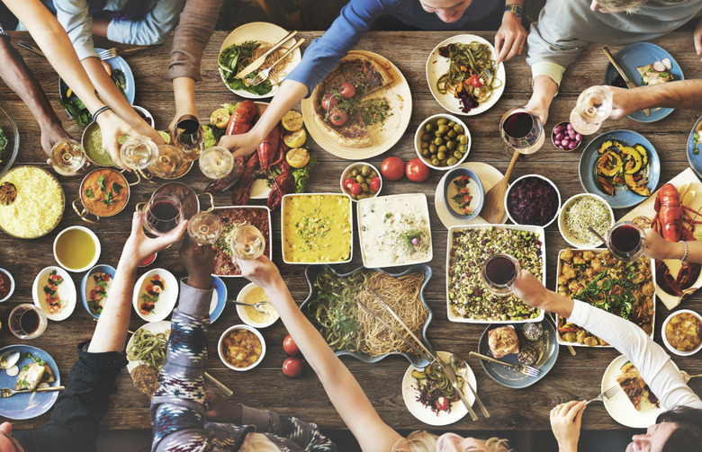 Tips for hosting a stress-free dinner party